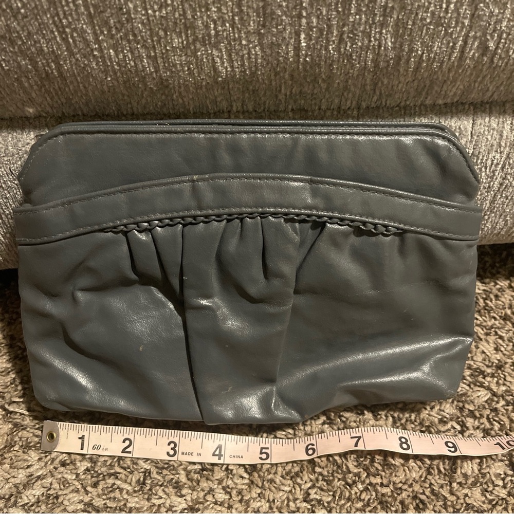 Vintage Pacific Connections Gray Clutch/ Purse 10/6